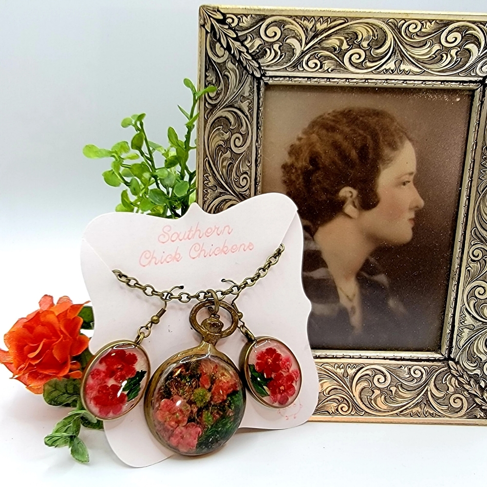 Hand crafted necklace with earrings